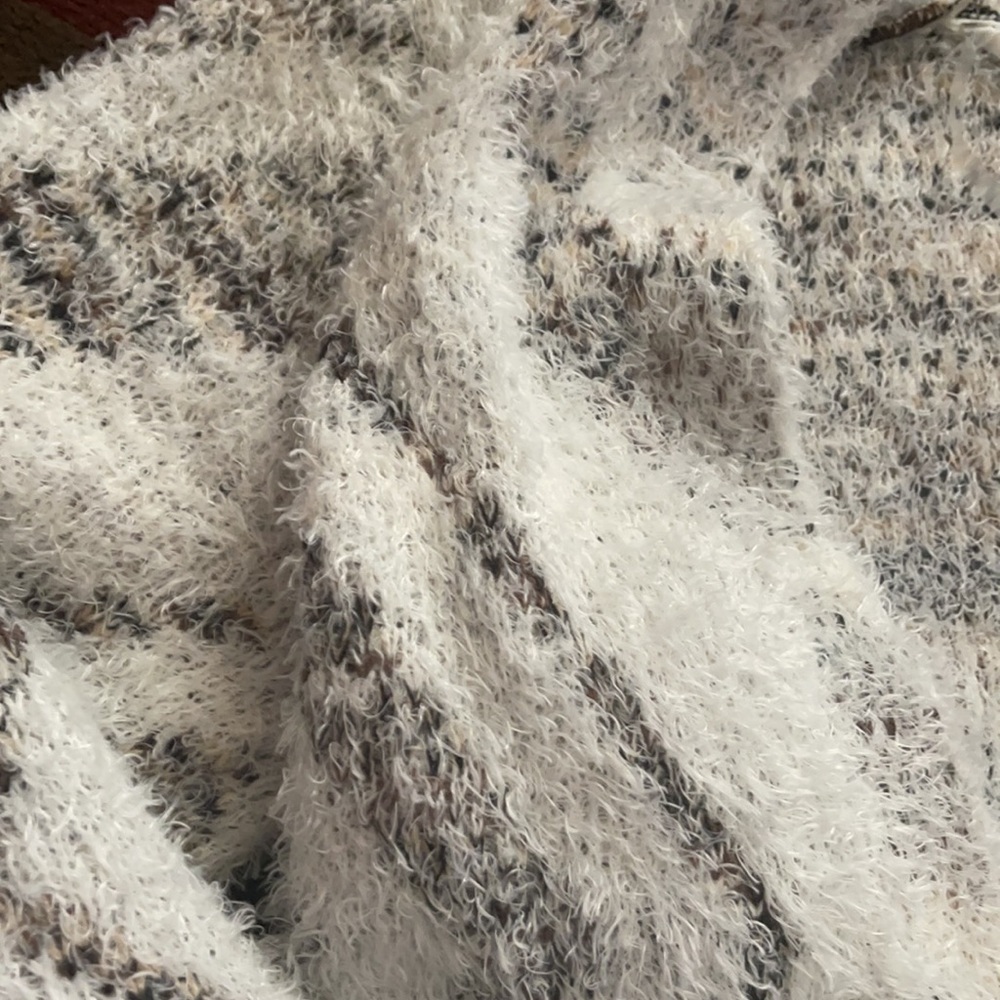 Cardigan - Picture 2 of 3